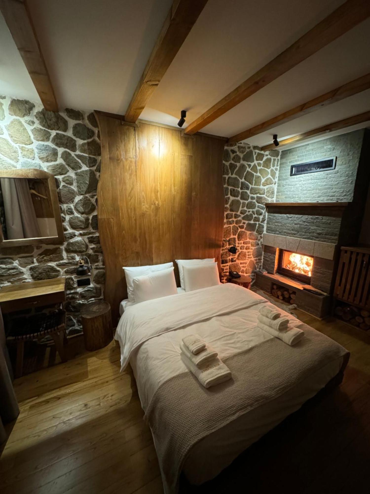 Hotel Ambassador Voskopojë 外观 照片